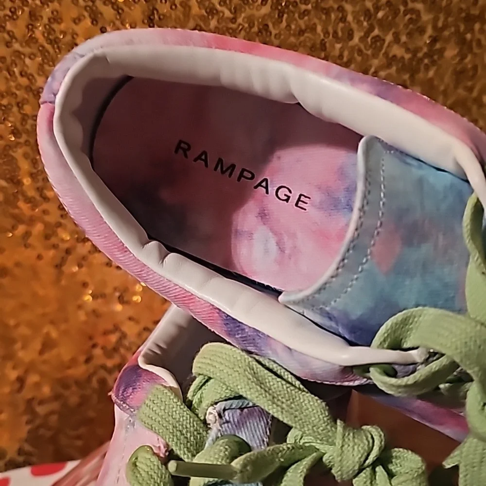Y sz 9 M RAMPAGE Holly Tie-Dye Low Top Sneakers - Tennis Shoes